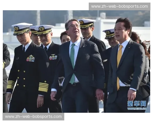 跨越时代的“梦幻之战”：当金童遇见亚洲驱逐舰，那场颠覆拳坛认知的巅峰权力交接